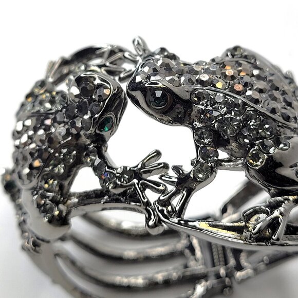 Hematite Rhinestone Frog Lovers Cuff Bracelet - Picture 3 of 16